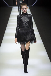 Emporio Armani Fall 2018 Ready-to-Wear , Emporio Armani осень зима 2018 , Fashion show , неделя моды в Милане , MFW , Mainstyles